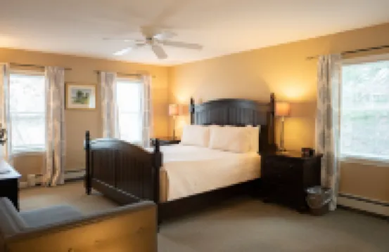 OneSixtyFive, the Inn on Park Row