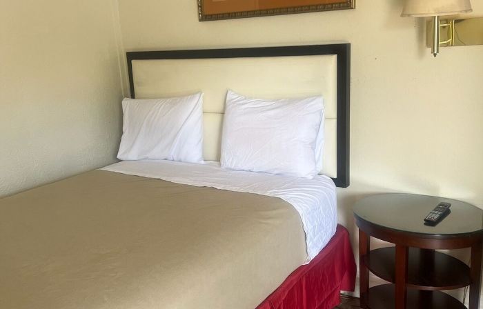 The Grand Motel Inn and Suite Louisville