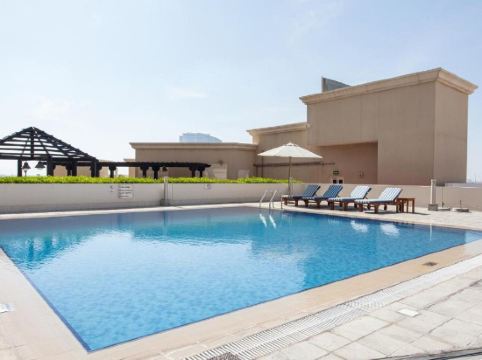 Staycae Holiday Homes - Suburbia