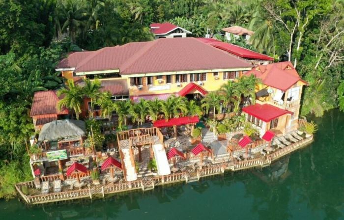 Stefanie Grace Inn