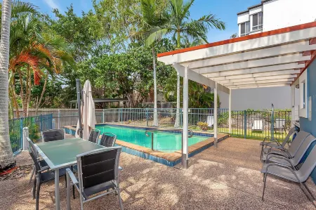 Villa Grande by Burleigh Letting Co