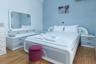 Classical 2 Bd Beauty Apt in Peaceful Chalandri