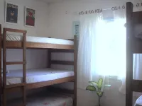 Off Ocean Hostel Hotels near Mozambique Beach