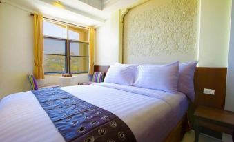 Madame Green Forever