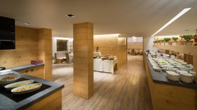 Hotel Cristallo - Wellness Mountain Living