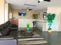 Appletree Inn Hotels in Richfield