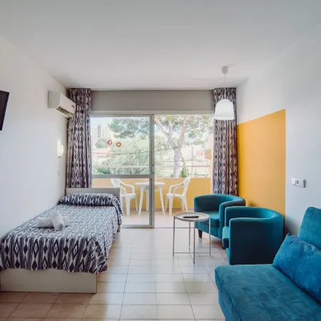 Alper Apartments