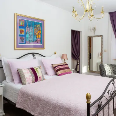 Romantic Luxury Rooms Hotel dekat Archaeological Museum Split