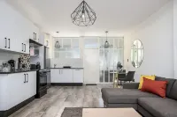 116 Illovo Mews Studio