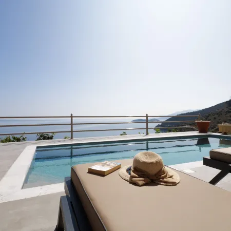 Blue Horizon Suites