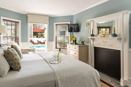 Brass Key Guesthouse Adults Only