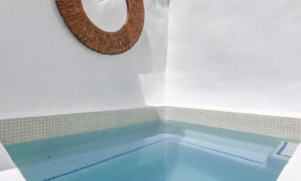 Encanto Guesthouse - Housity