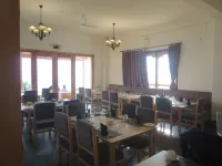 Zhingkham Resort - breakfast