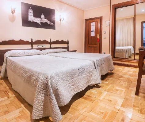 Hotel Castellano I Hôtels à : Pedrosillo el Ralo