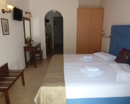 Galini Studios Hotels in Benitses