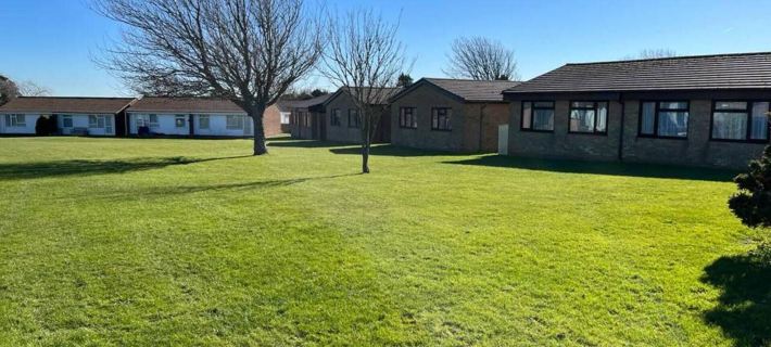 Coastal Chalet Retreat in St Margaret's Bay Отели в г. Дувр