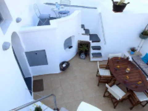 Mylopetres Hotels in Finikia