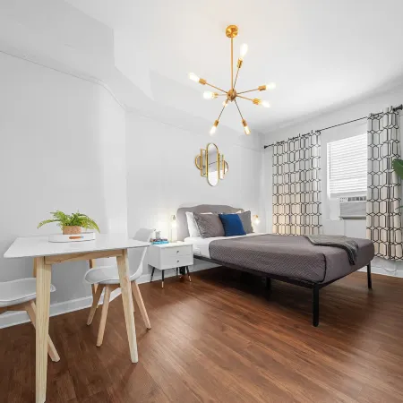 Nine20 Collins Apartments by Lowkl