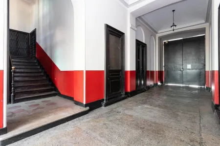 Nice and Cozy Apartment in Crocetta by Wonderful Italy Отели рядом с достопримечательностью «Музей искусств Востока»