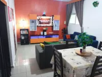Agrable Appartement de 02 Pices Meuble Hotels near AB CENTER ABATTA/AKOUEDO ATTIE