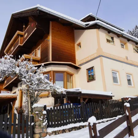 Group Holiday Home in Hippach with Dreamy Views