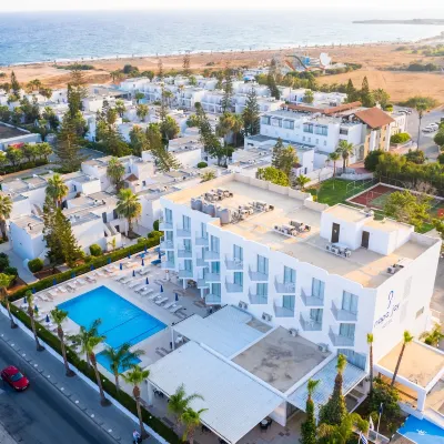 Napa Jay Hotel Hotels near Parko Paliatso Luna Park