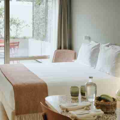 Nine Dots Azorean Art Boutique Hotel Rooms