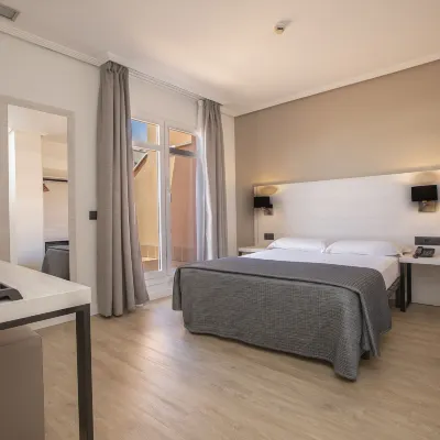 Porcel Ganivet Hotels near El Rastro de Madrid