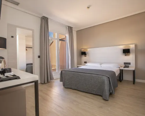 Porcel Ganivet Hotels near Madrid Arena