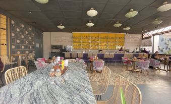 Just B Boutique Hotel