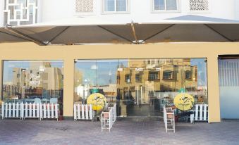 Palette Muscat Al Bayrahaa