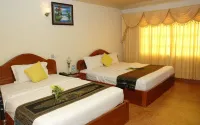 Lux Guesthouse Hotels in Banan