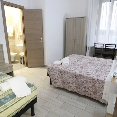 Albergo Leonardo Da Vinci Các khách sạn gần Thủy cung thành phố