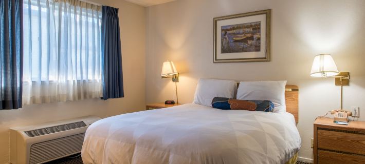 Coral Reef Inn & Condo Suites Hotels in Alameda County
