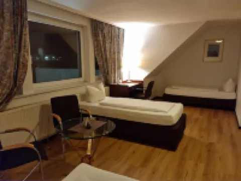 Erbenholz Hotel Hotels in Laatzen