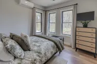 Brand new construction - Spacious Mountain Chalet in Sugar Hill, NH.  Sleeps 18.