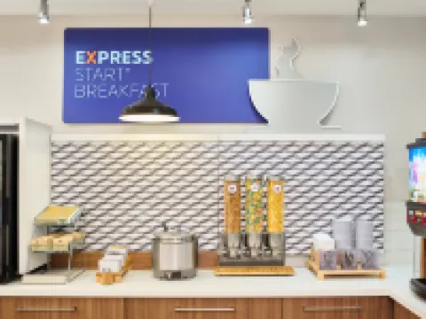 Holiday Inn Express WAIKIKI by IHG Hotels in Honolulu