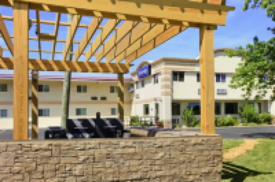 트래블로지 바이 윈덤 리마 OH