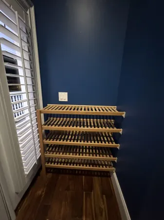 Waterfront condo. Walk to restaurants, and a short drive to beach, and Southport