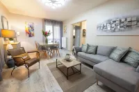 2 Bedroom Apartment with Private Parking Normandy Bayeux