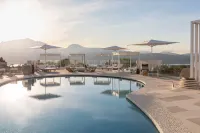 Sulia House Porto Rotondo, Curio Collection by Hilton Hôtels à : Marinella