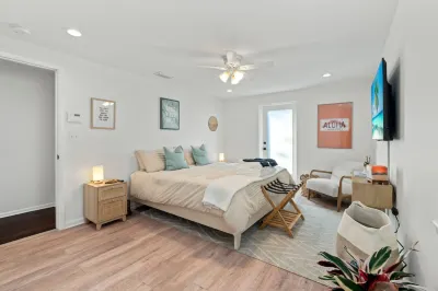 Seaside Retreat - Saltwater Pool, Game Room, Heated Pool Hotels in Palm Valley