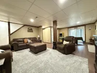 Stunning Game Room and Fire Pit Experience - Cozy Mountain Haven