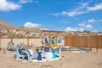 Game Room and Hot Tub with Mountain Views - Charming Retreat