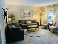 Cheerful 3 bedroom home on wooded acre. Near to Port Huron and Lake Huron.