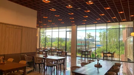 Qubika Boutique Hotel Kota Nusantara Отели в г. Pemaluan