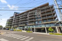 Chic Retreat - Patio, Pool, Walk to Broadway