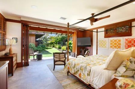 Private Plunge Pool and Ocean Views - Luxurious Tranquil Haven