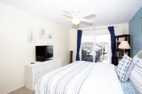 Expansive Decks and Large Kitchen Space - Stunning Coastal Retreat