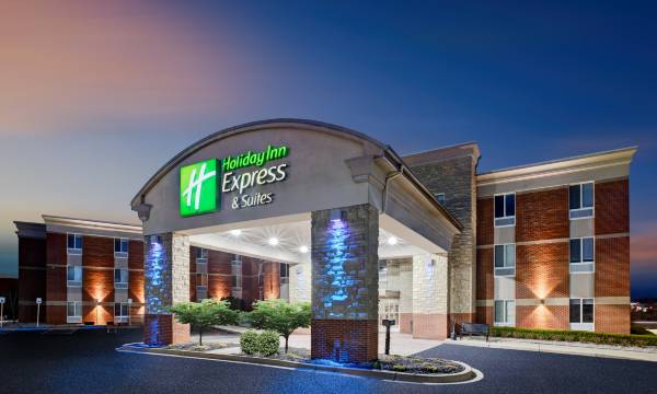 Holiday Inn Express & Suites Auburn Hills by IHG